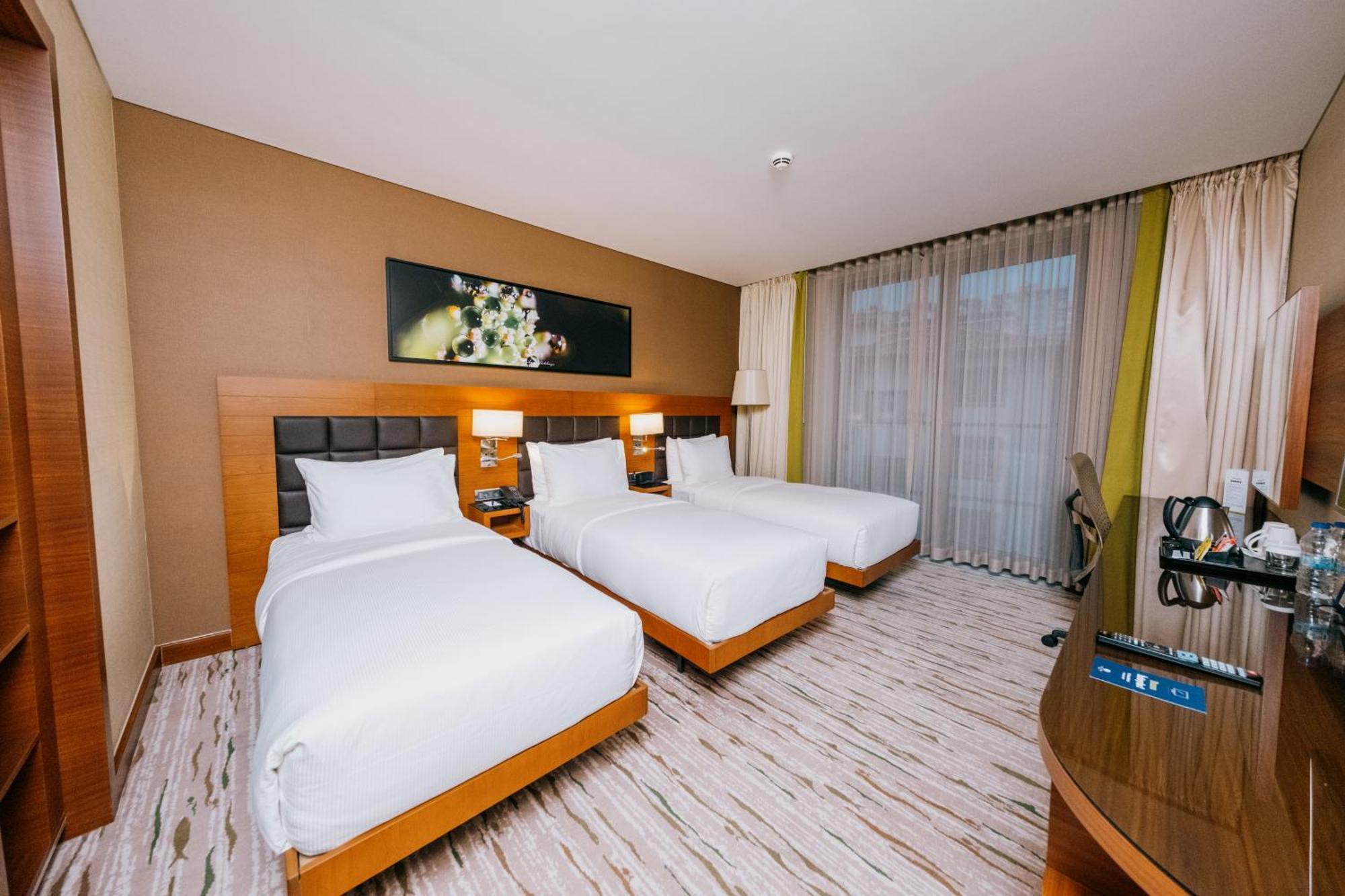 Triple Room City View