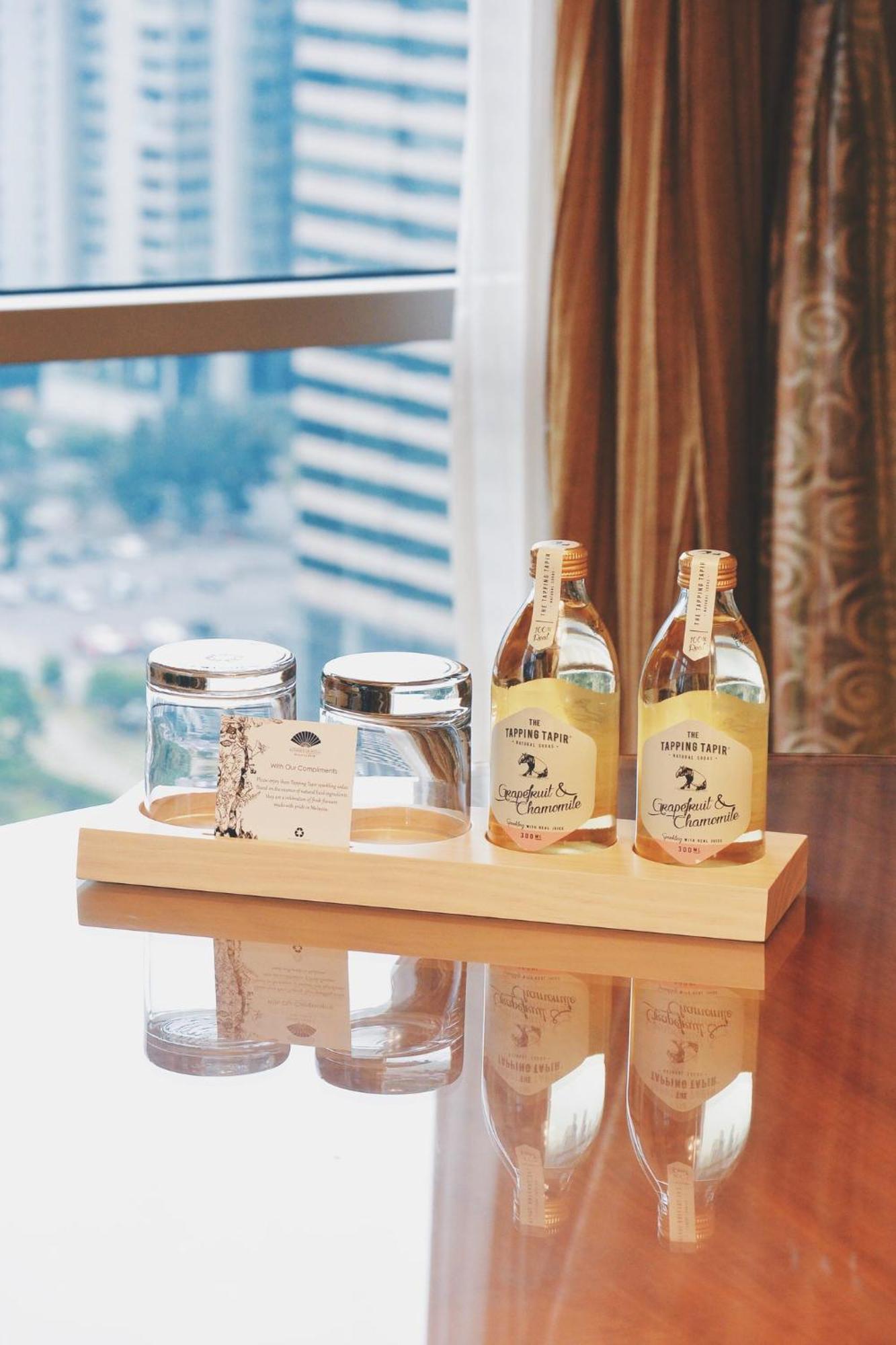 Deluxe King Room City View
