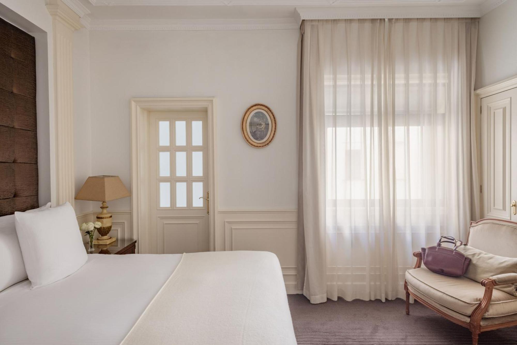 Grand Family Room