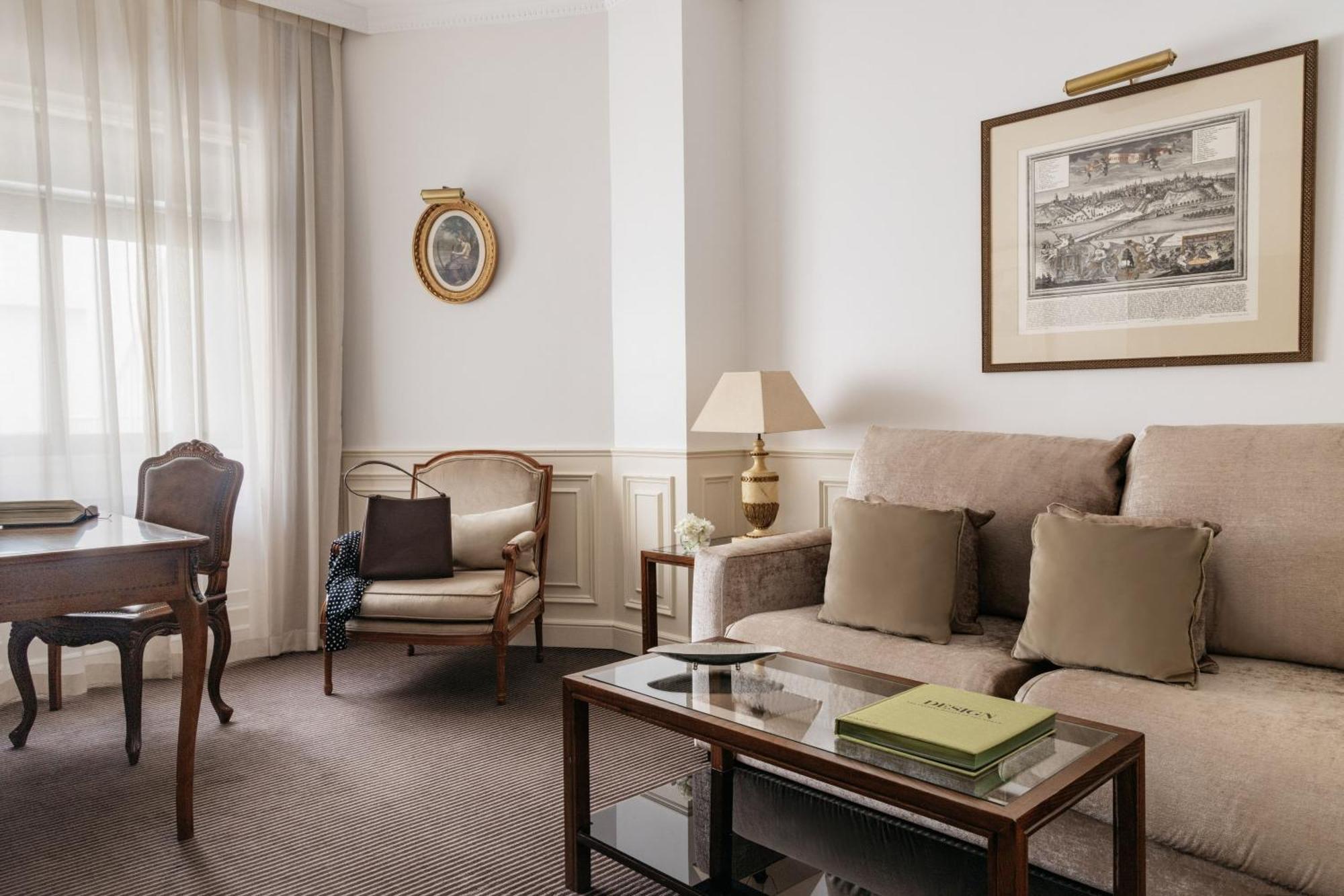 Grand Family Room