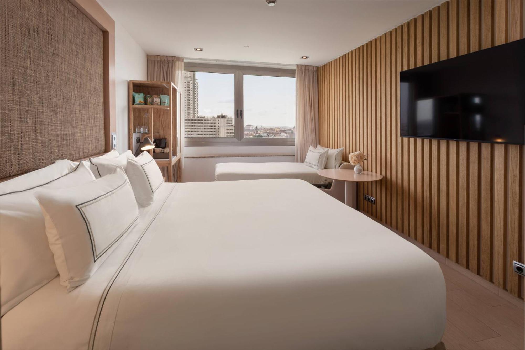 The Level Room City View