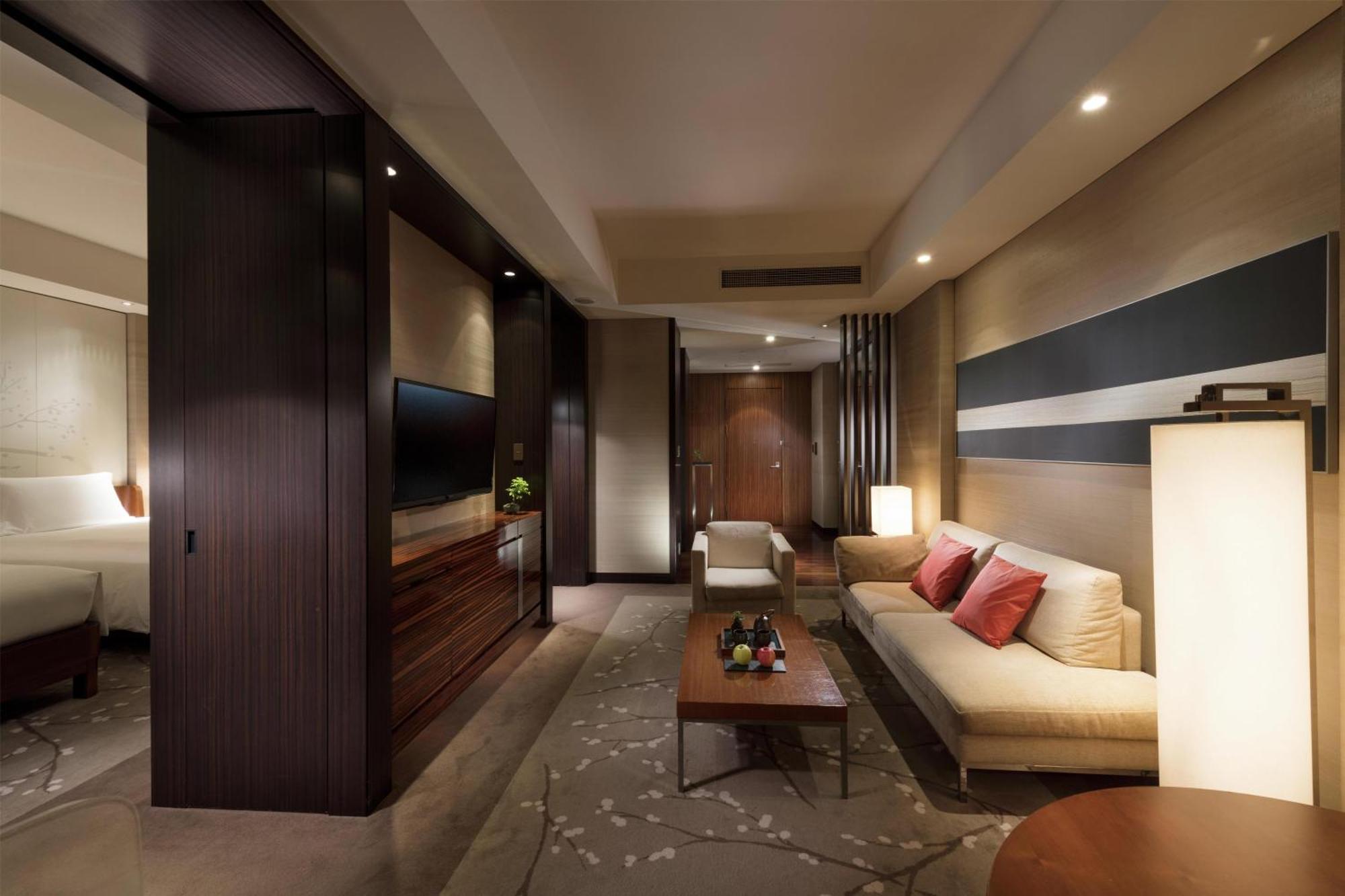 Twin Suite City View