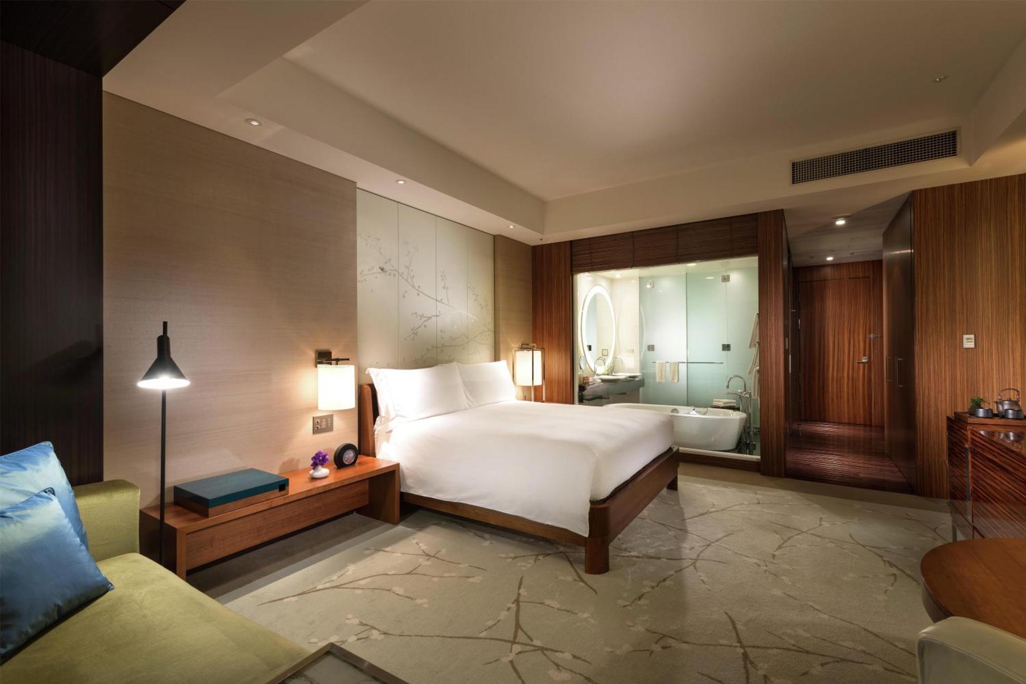 King Room Bay View