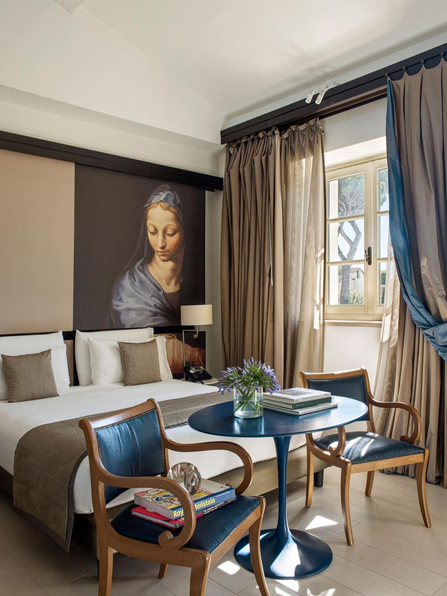 Attic Junior Suite Spa Access