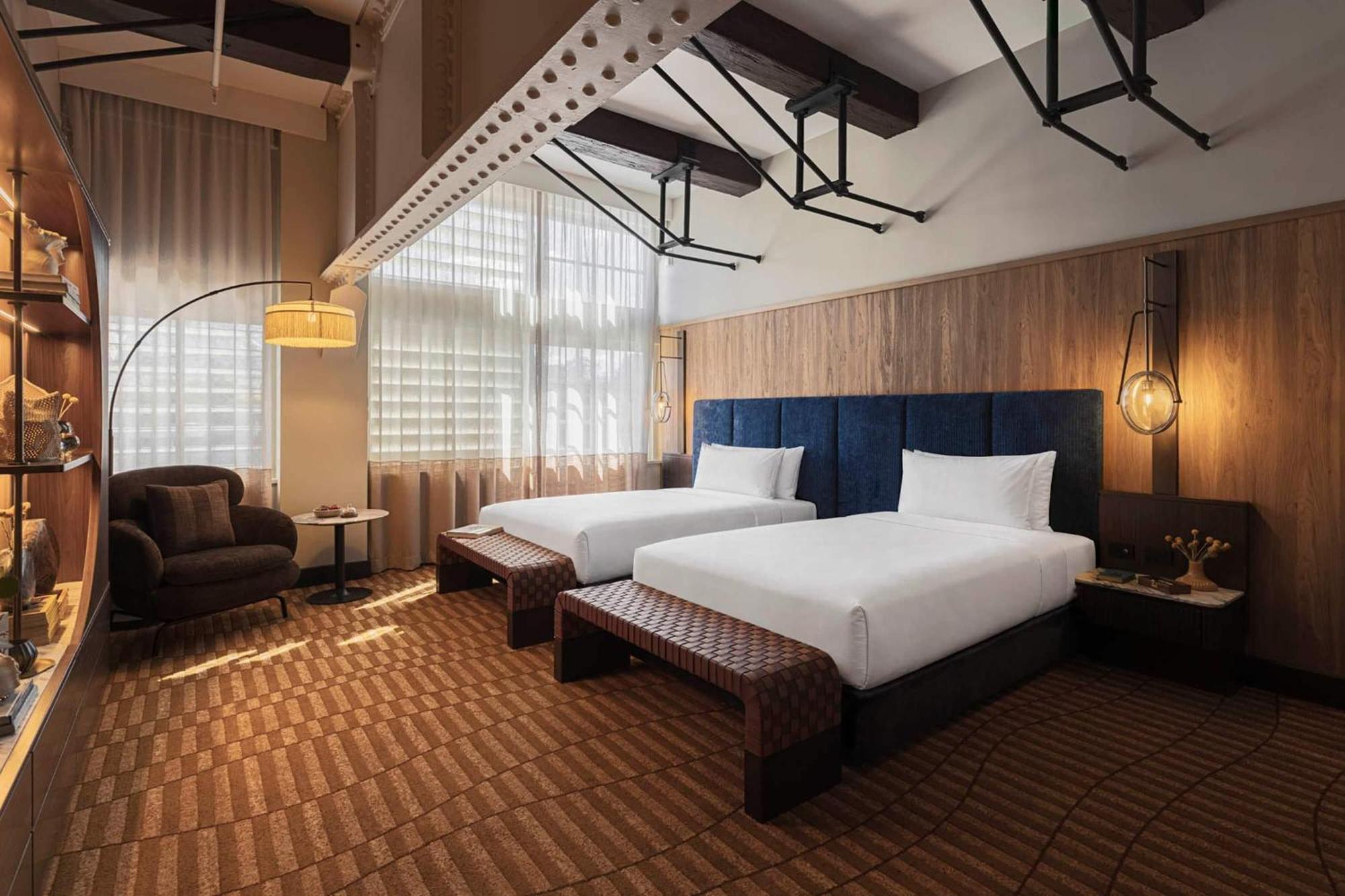 Urban Double Room City View