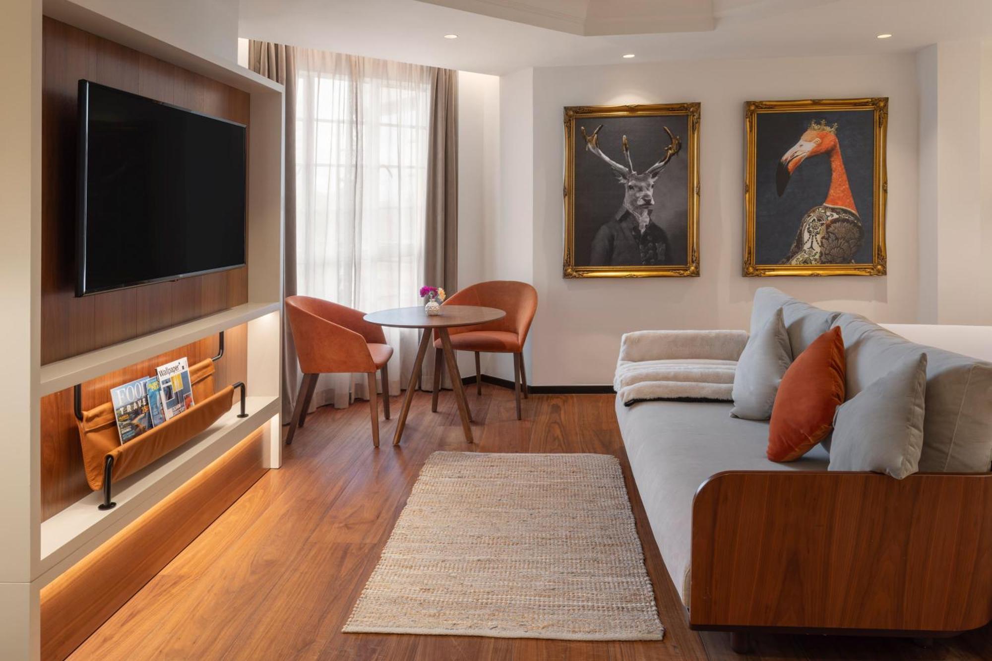The Level Junior Suite Executive Lounge Access