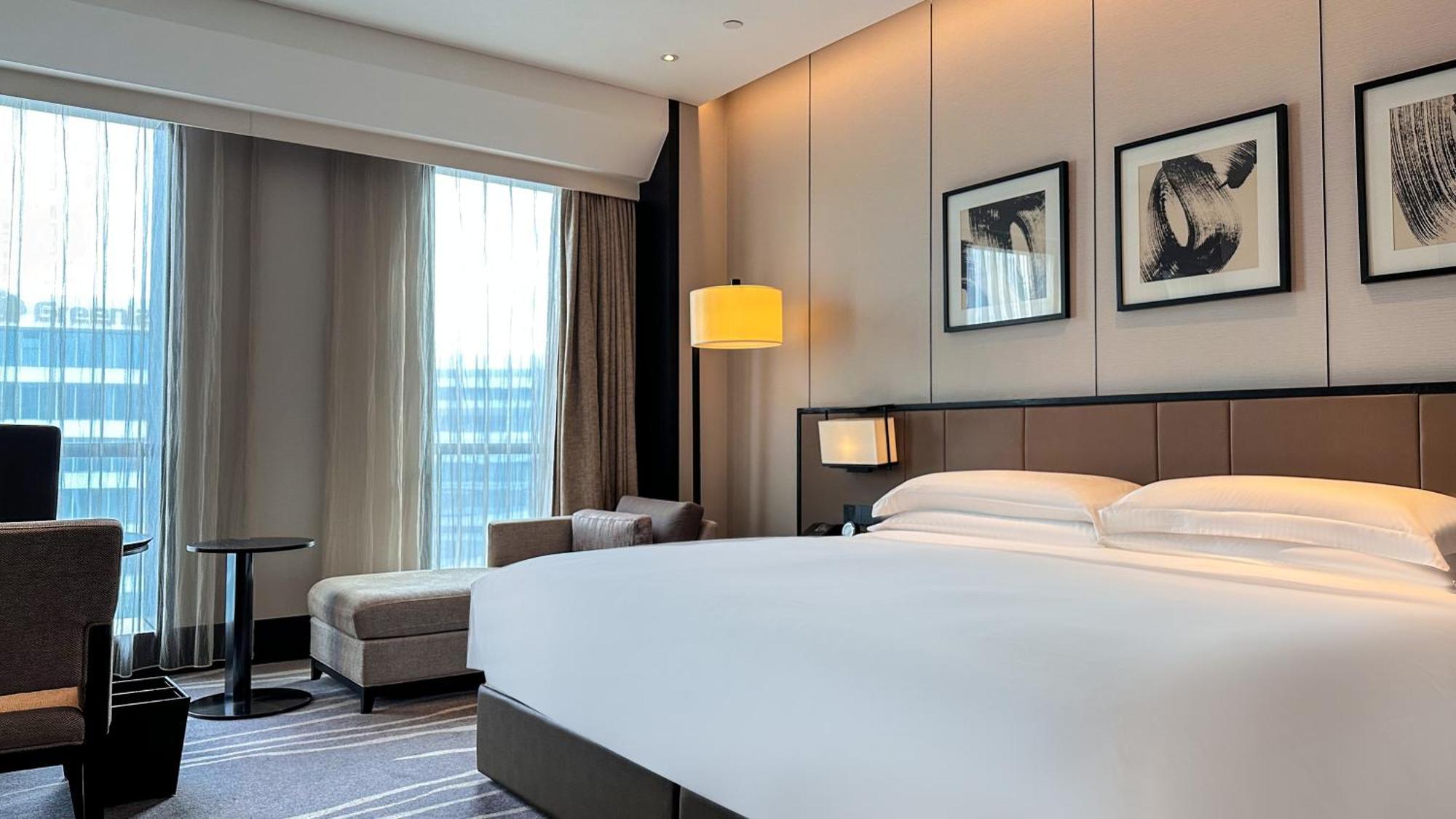Premium King Room