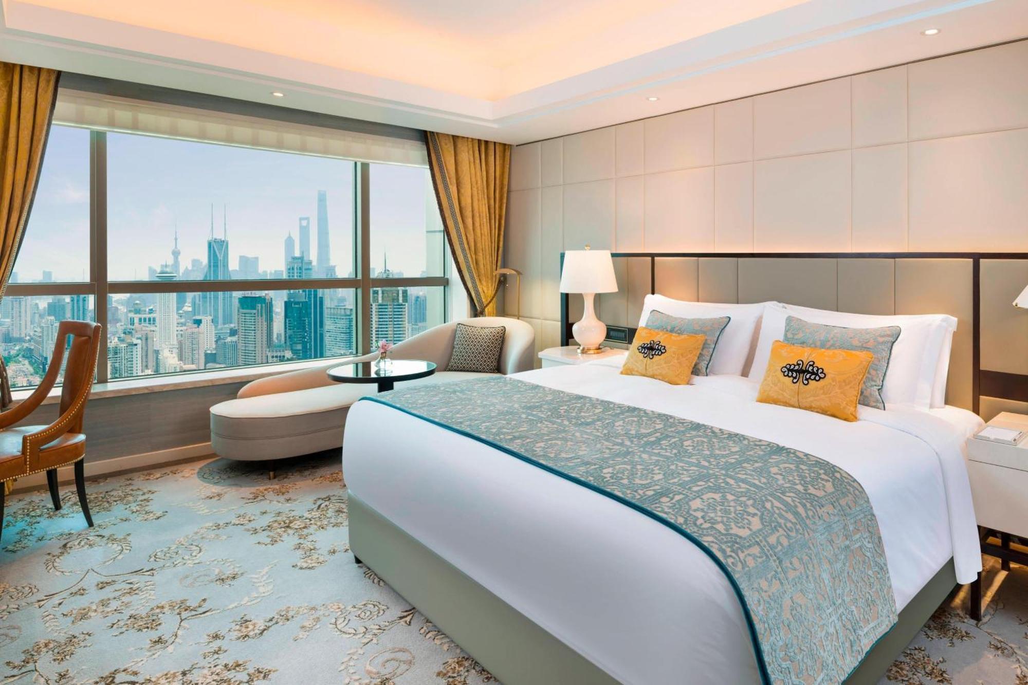 Deluxe Room King