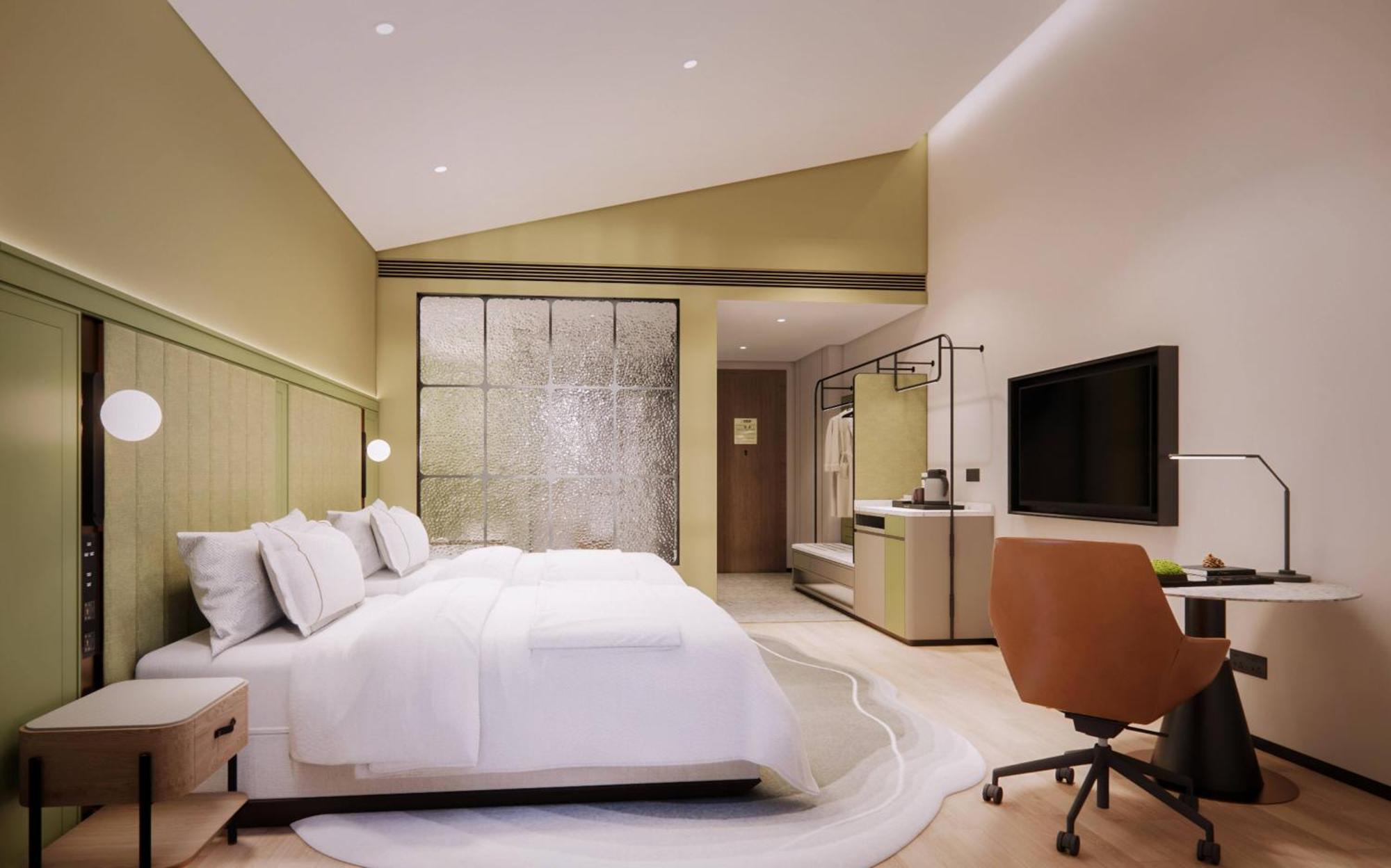 Deluxe Olive Room