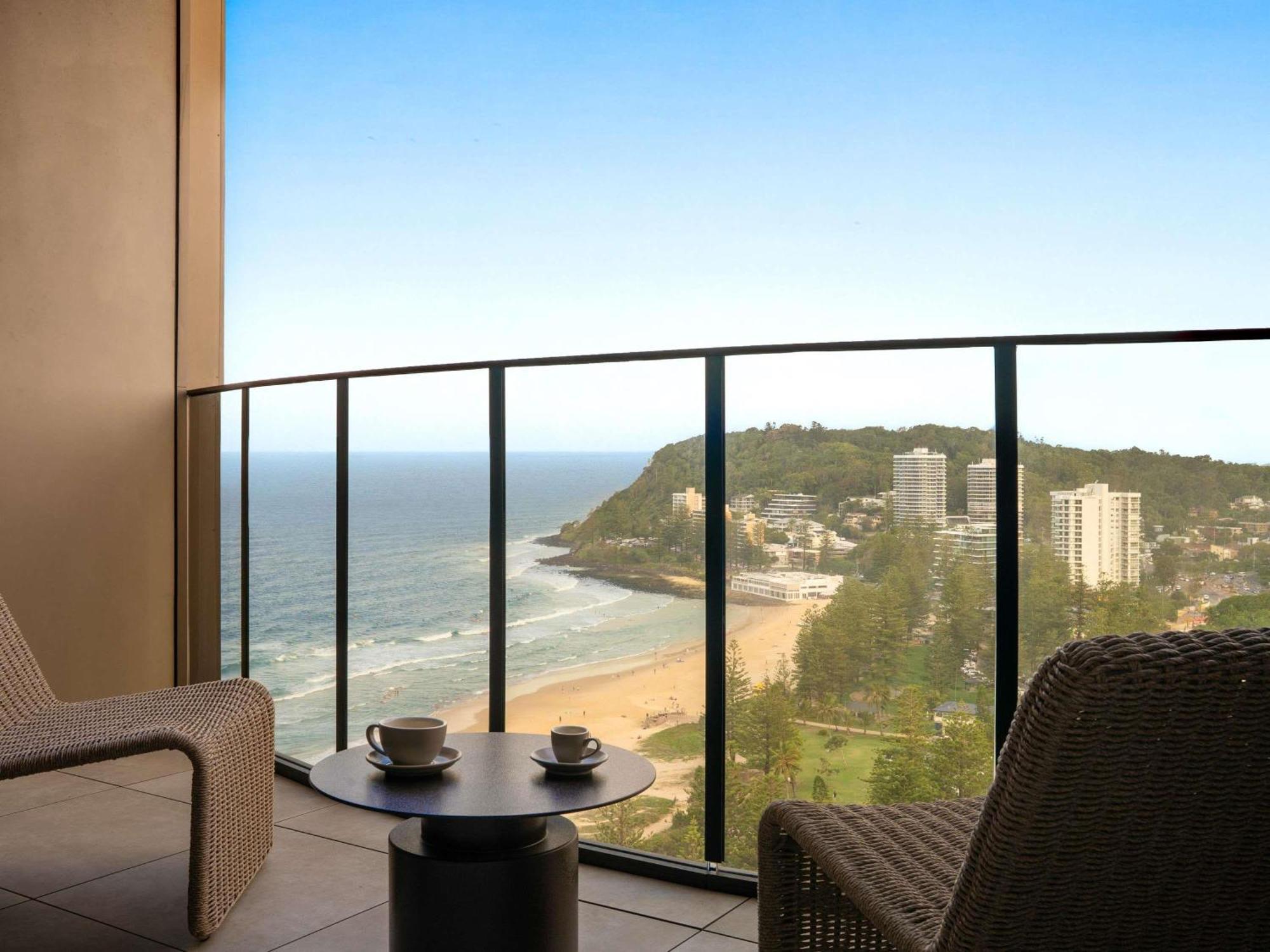 One-Bedroom Suite Burleigh Headland View