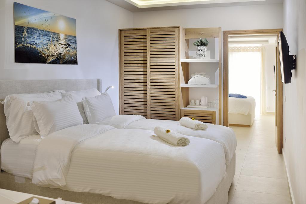 Suite Exécutive avec Piscine Privée - Vue sur Mer