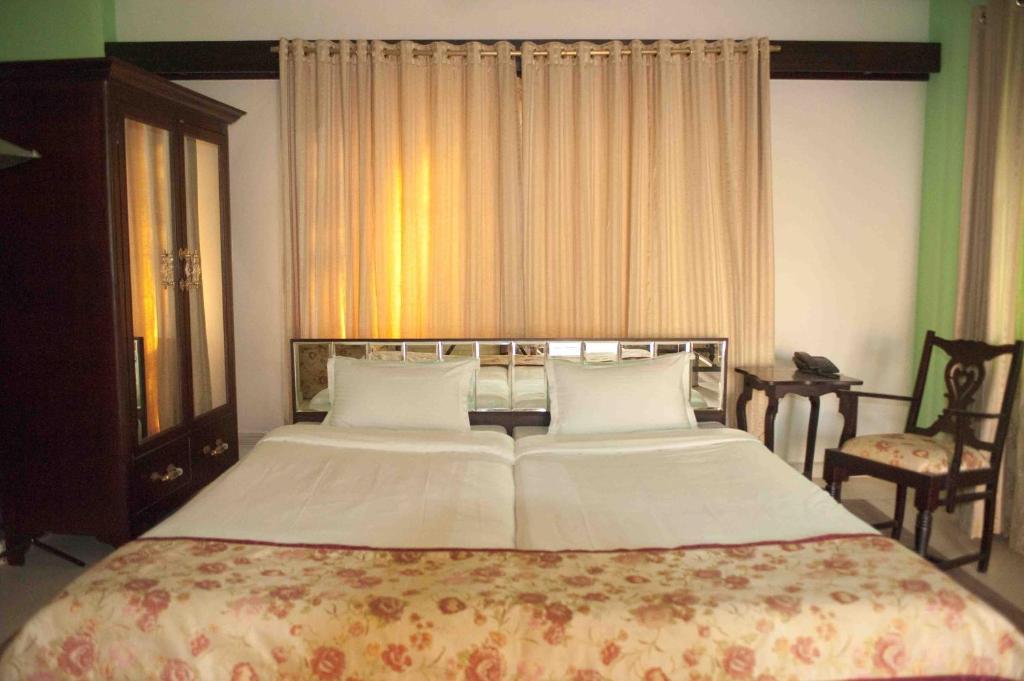 Heritage Superior Suite