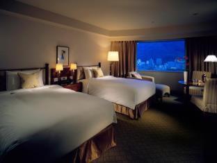 Twin Room with River View Premium Floor with Free access to Fitness Club - Non-Smoking
