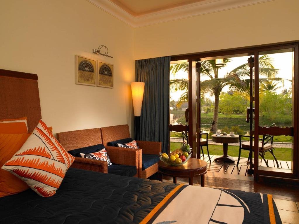 Deluxe Double or Twin Room with Lagoon View,63817459:JPEG