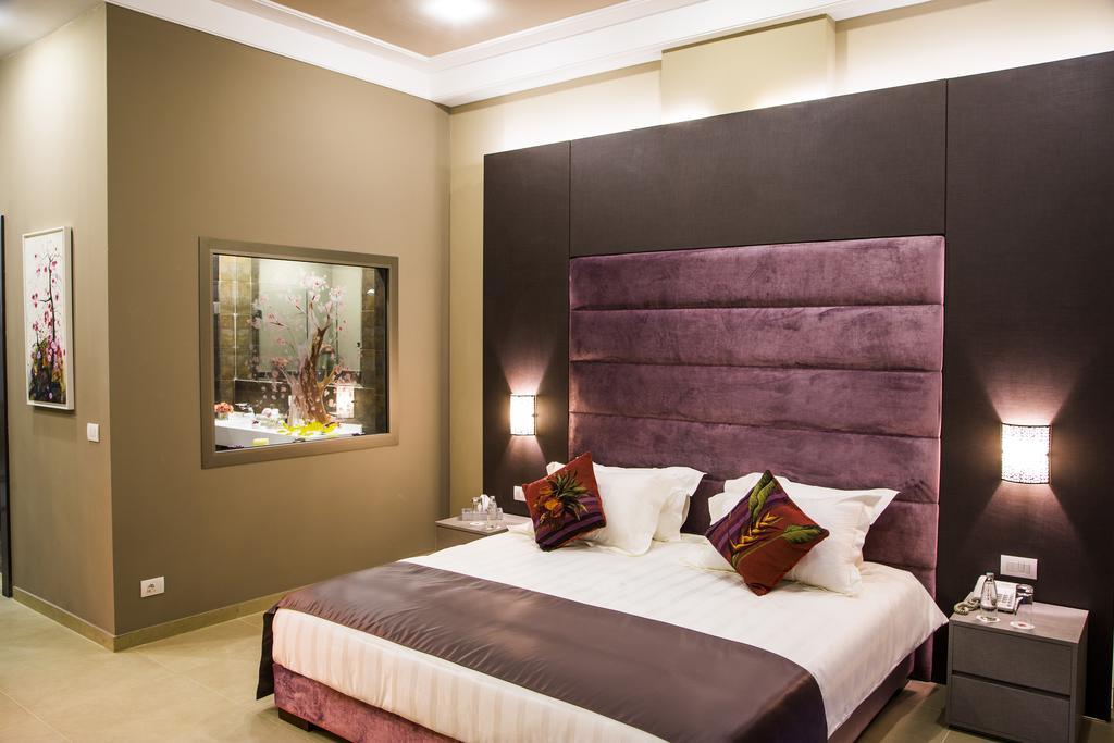 Suite Balcony