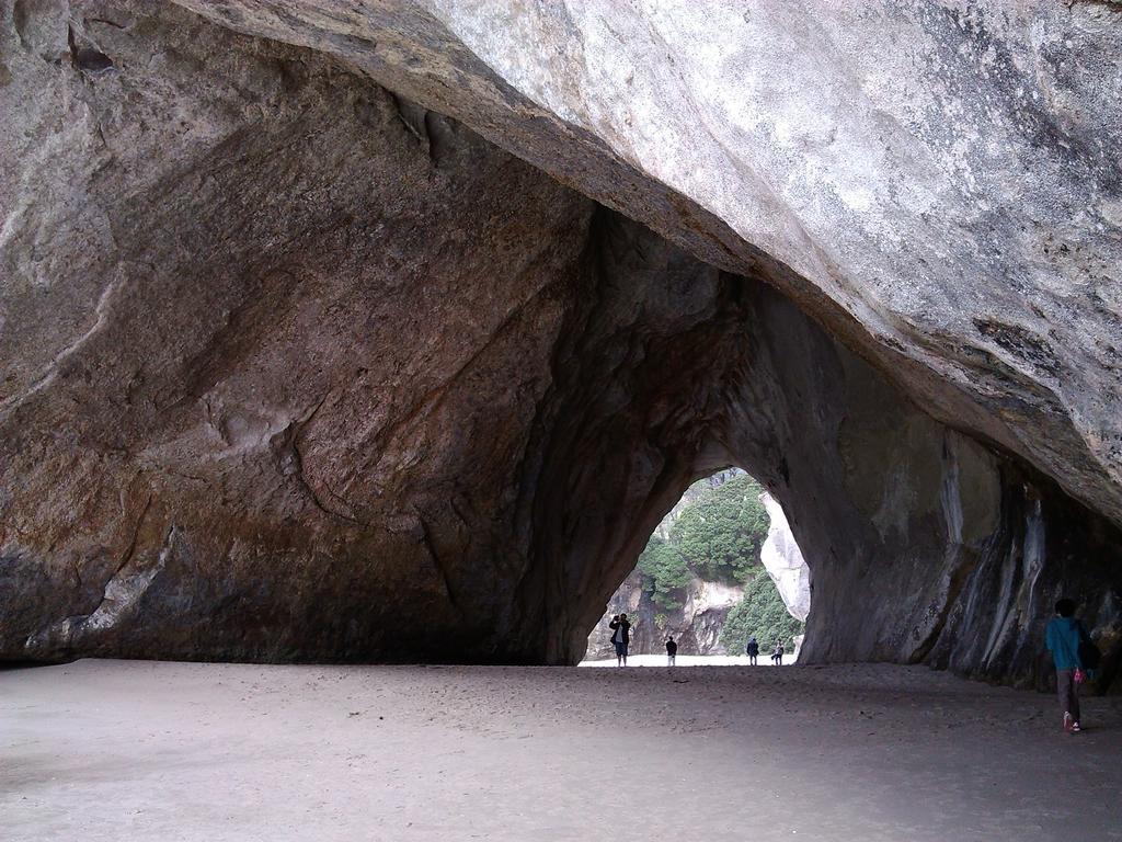 Three-Bedroom Family Suite - Water Front,265574161:JPEG