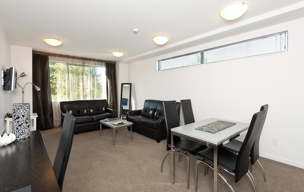 Deluxe One-Bedroom Apartment Spa Bath