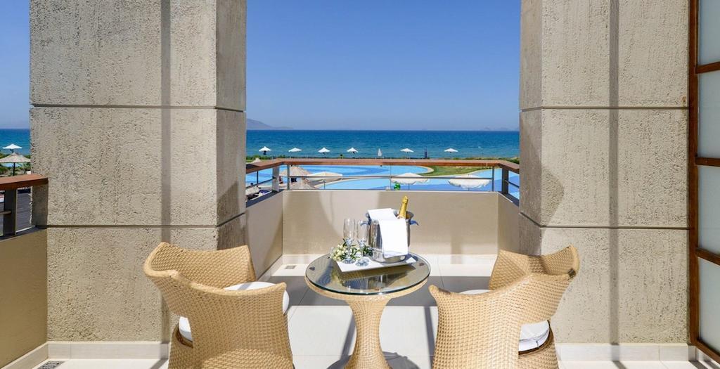 Double Room with Sea View,735914032:JPEG