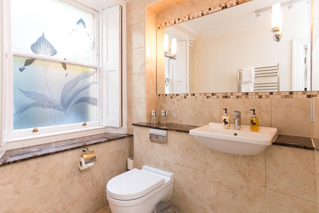 Large Double Room,256172741:JPEG
