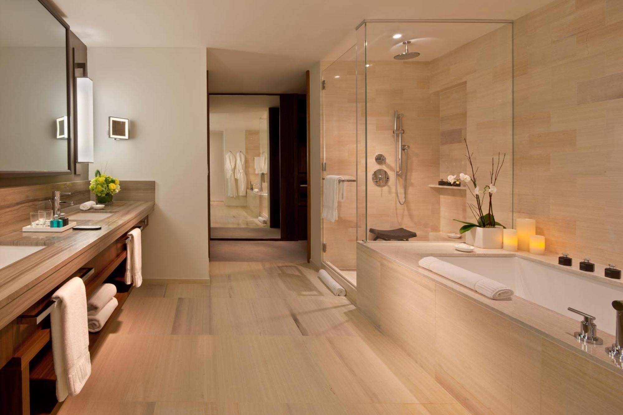 Junior Suite,632662050:JPEG