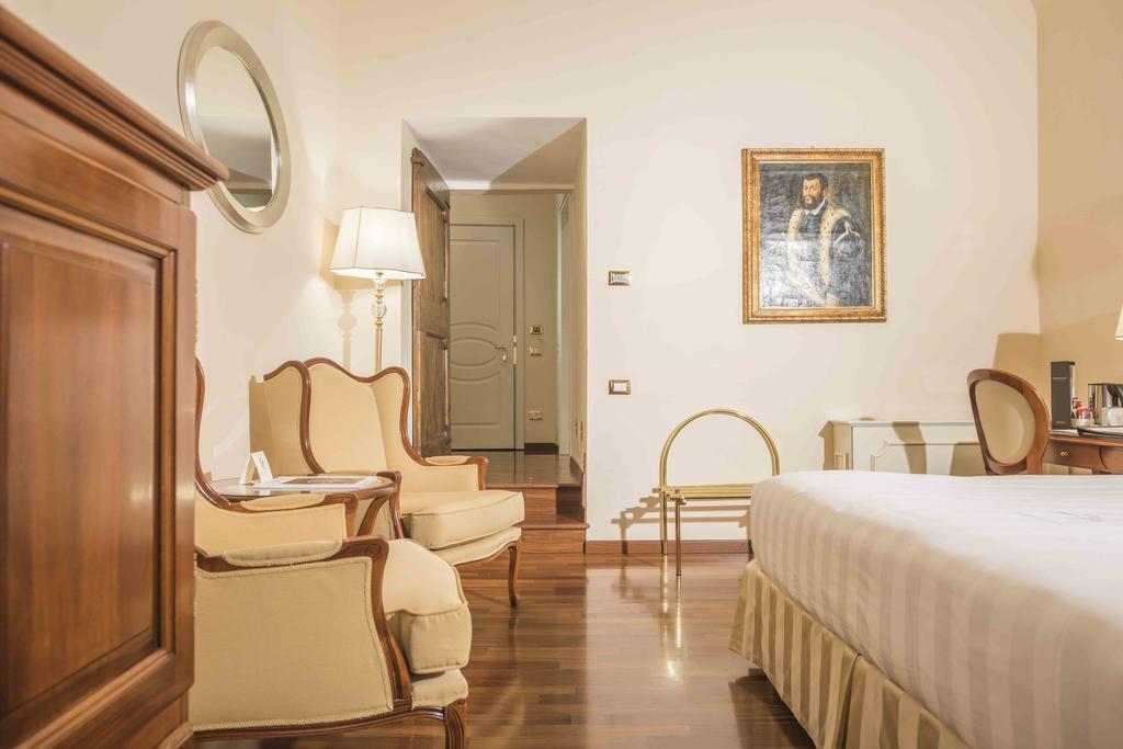 Deluxe Double or Twin Room Tower