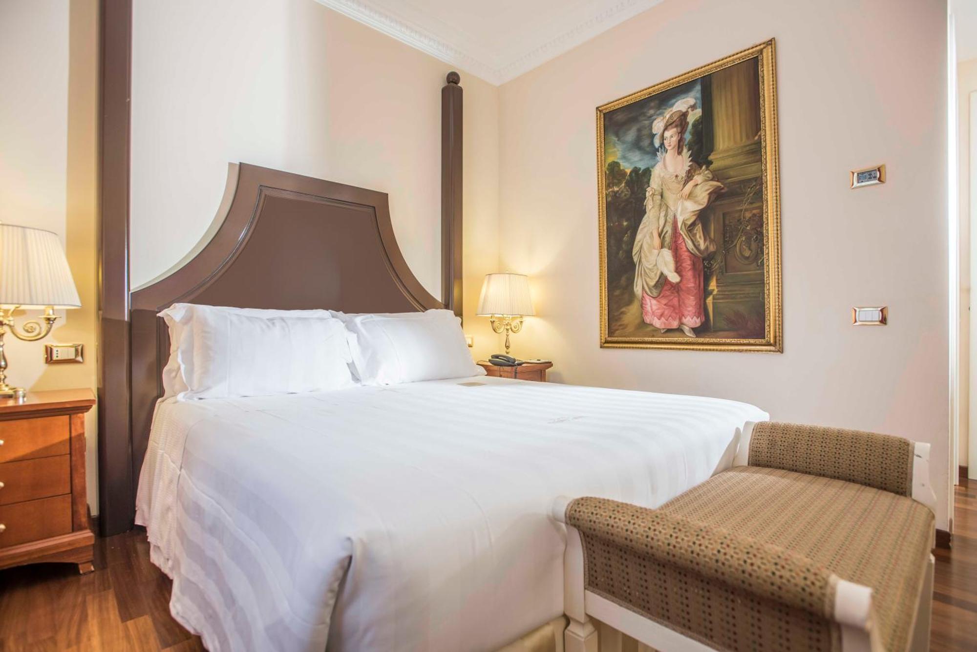 Classic Double or Twin Room