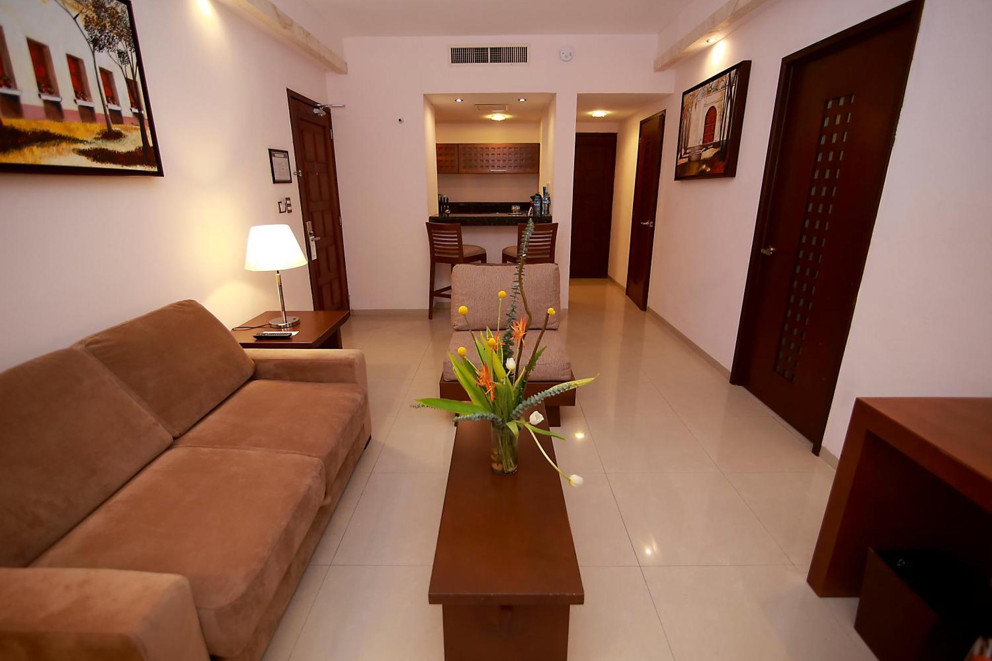 Junior Suite with Balcony,691799532:JPEG