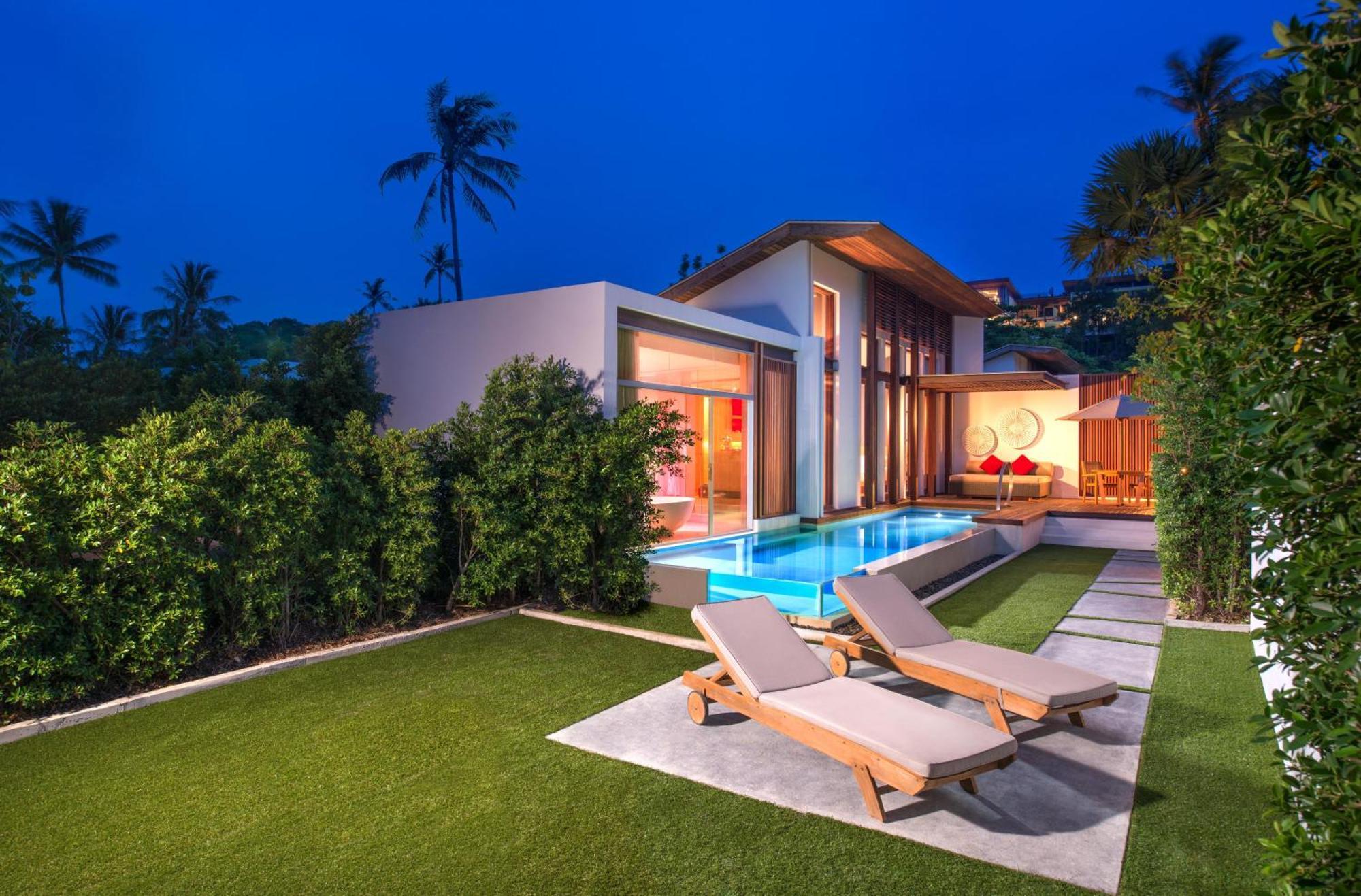 Superior King Villa Garden View Private Pool Beach Side