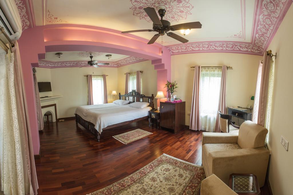 Heritage Signature Suite