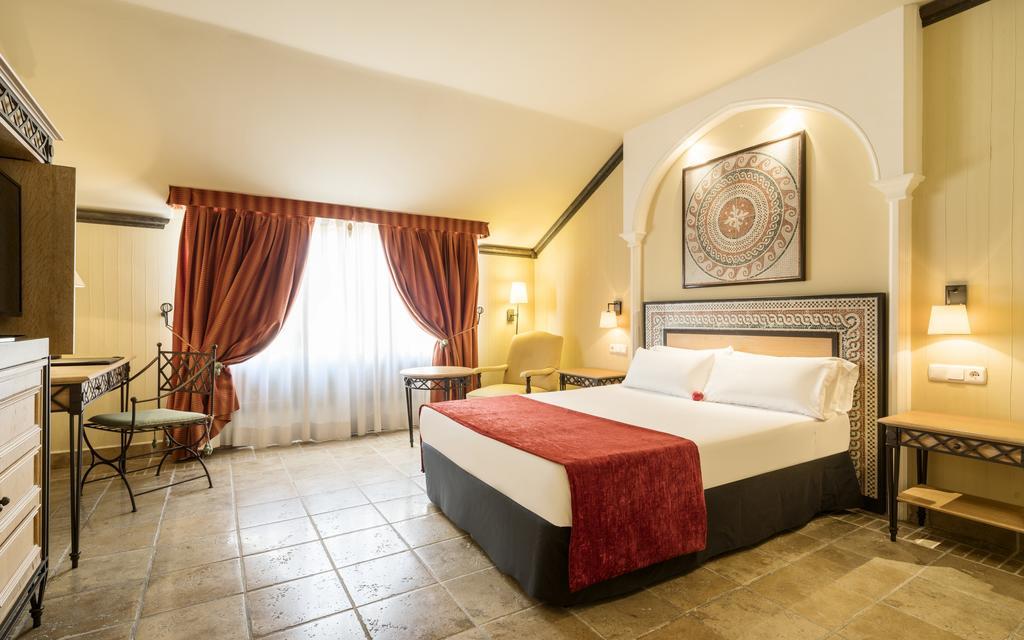 Double or Twin Room,1477202116:JPEG