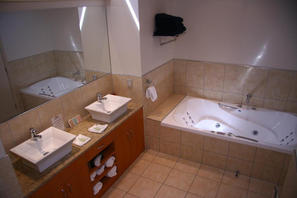 Penthouse Apartment,34215676:JPEG