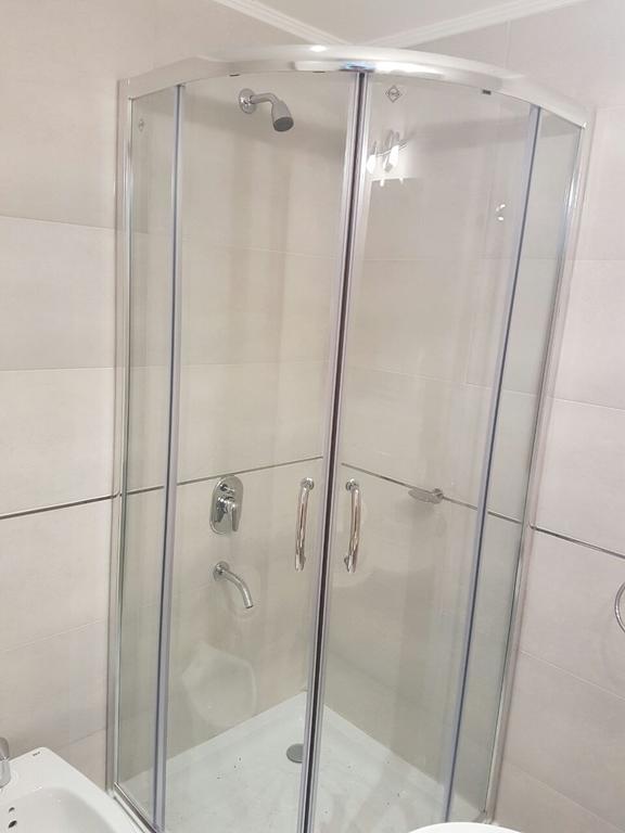 Deluxe Room,1576733279:JPEG