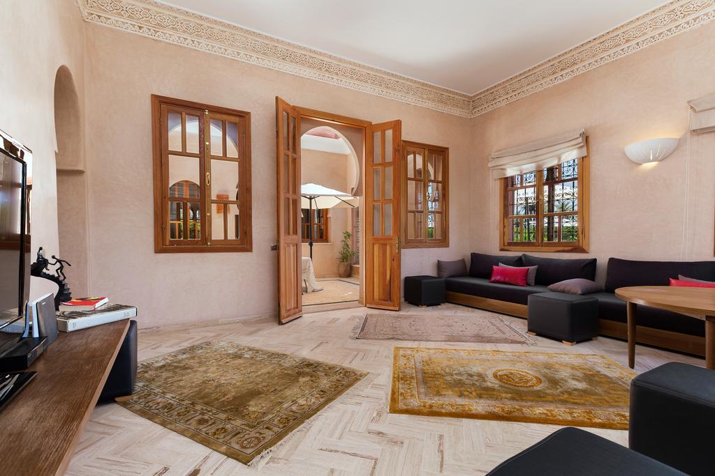 Four-Bedroom Villa Private Pool