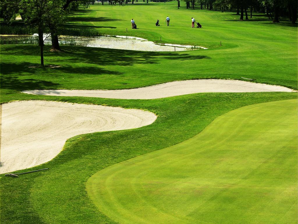 Classic Double or Twin Room - Golf Course Access,719367469:JPEG