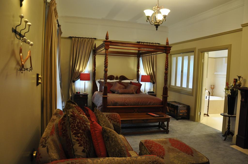 King Suite Spa Bath
