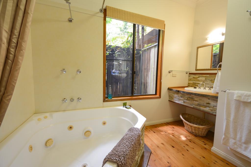 One-Bedroom Cottage,397616079:JPEG