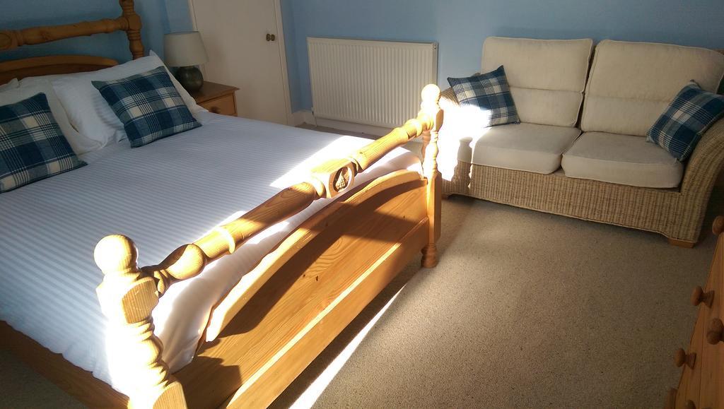 Deluxe Double Room Shower