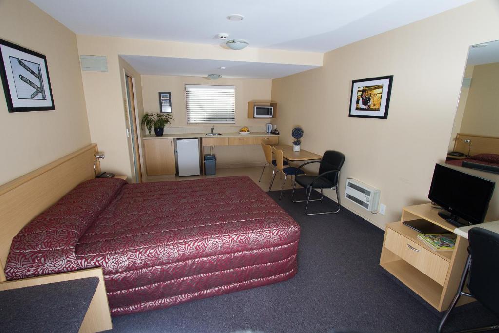 Large Studio