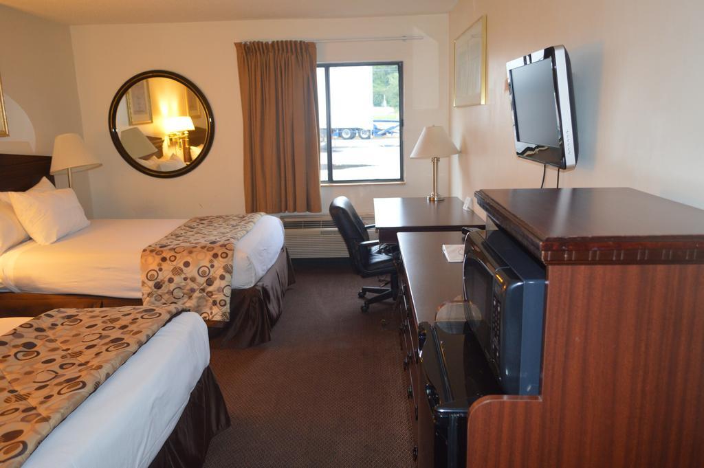 Double Room Two Double Beds Non-Smoking