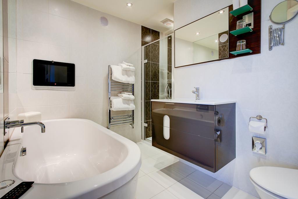 Luxury King Room with Sea View