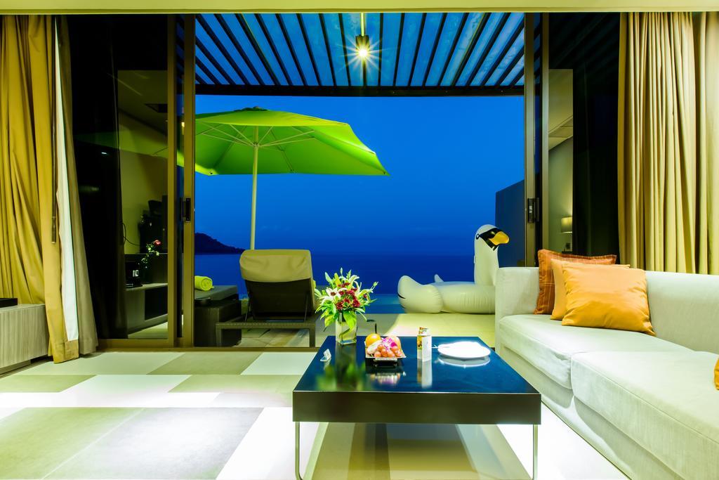 Deluxe Private Pool Suite