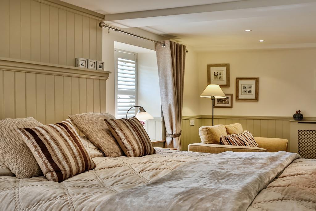 Luxury Suite
