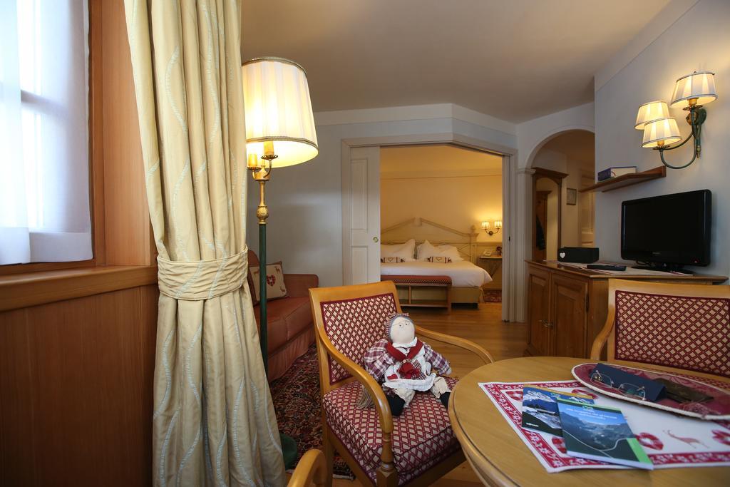 Comfort Suite,413346855:JPEG