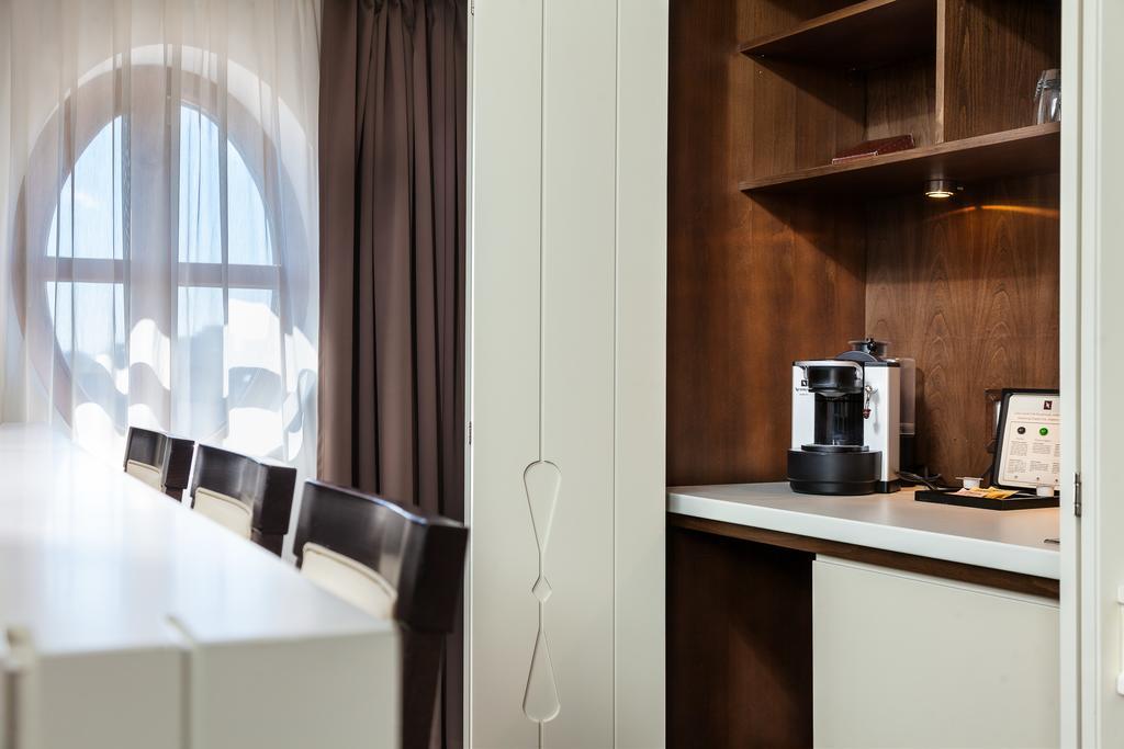 Cismigiu VIP Suite with Terrace and Free wifi,414604830:JPEG