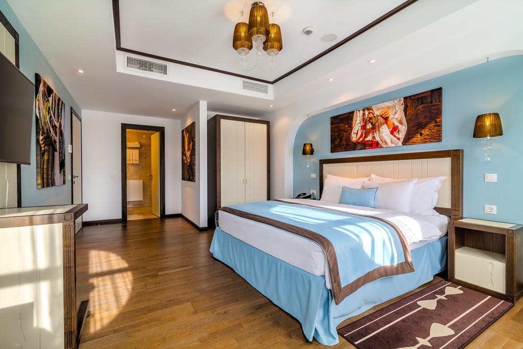 Epoque VIP Suite with Terrace and Free wifi,414606969:JPEG