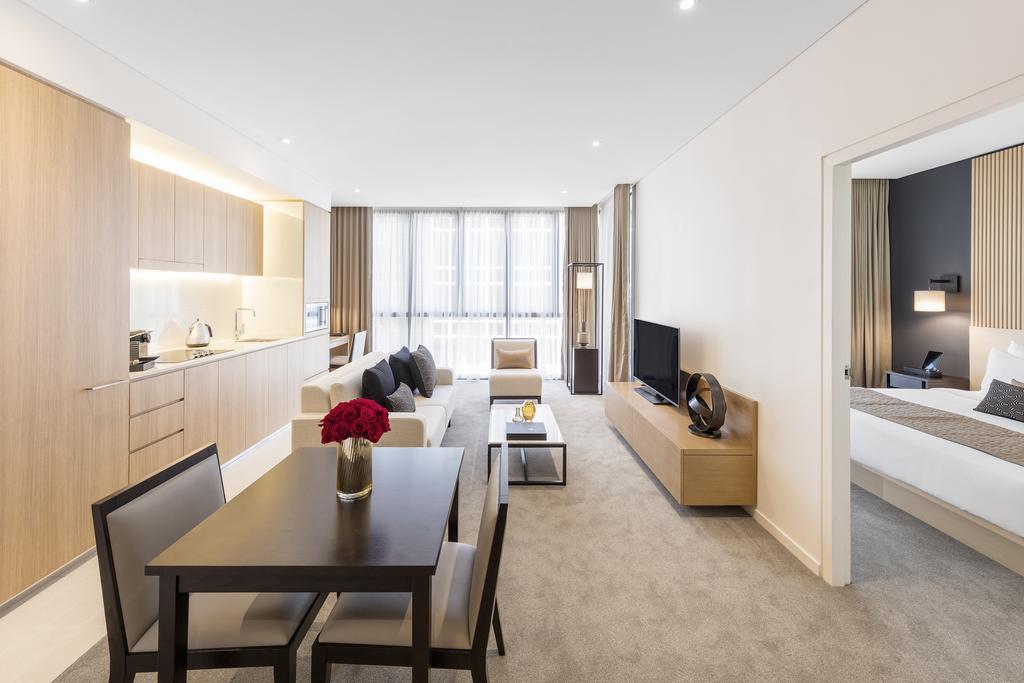 Deluxe Skye Suite