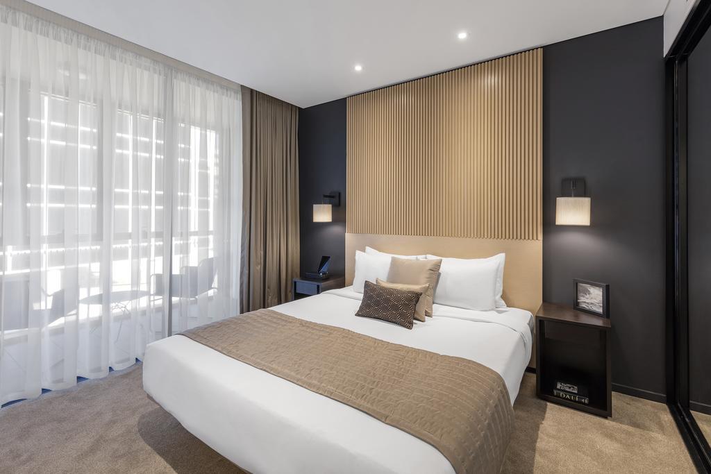 Deluxe Skye Suite
