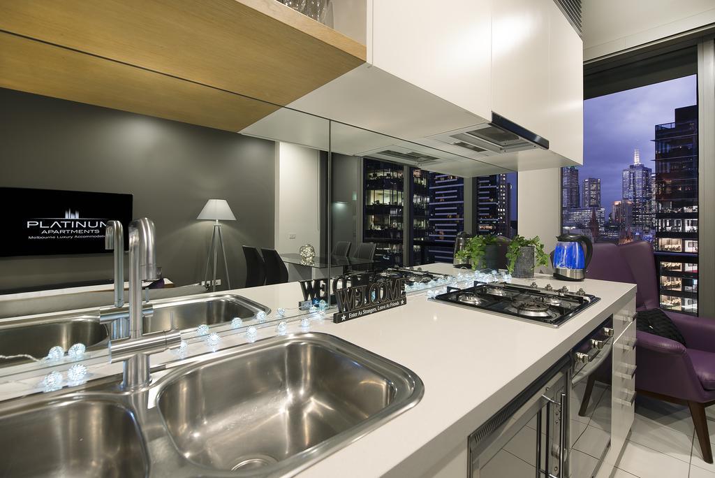 Executive Two-Bedroom Apartment with Balcony,446576607:JPEG