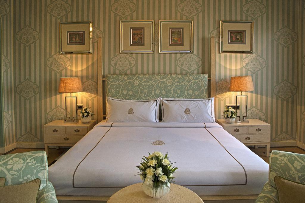 Palace Room