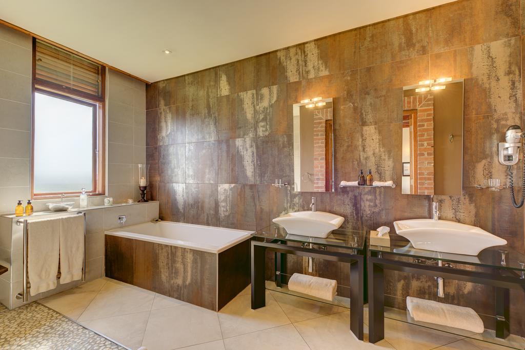 Double or Twin Room Balcony